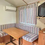 伊迪露营假日公园 假日公园 迪亚诺马里纳