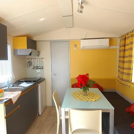 Tatil parkı Edy 2*