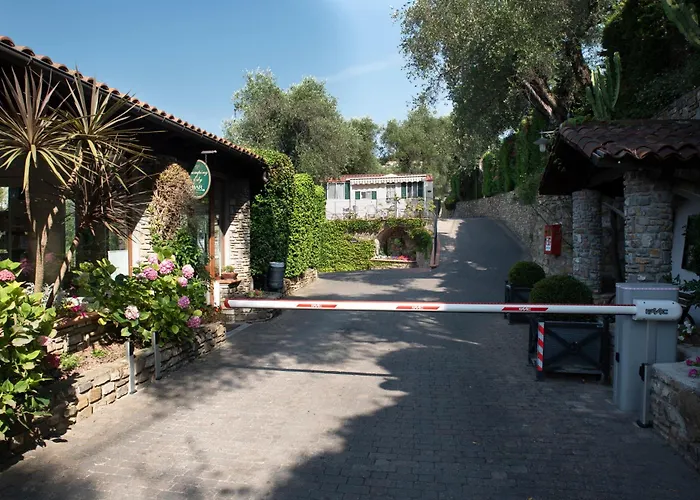 假日公园 伊迪露营假日公园 2*