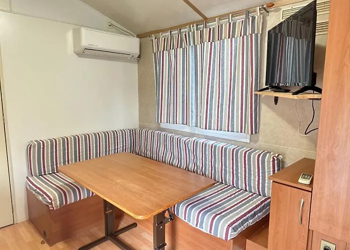 伊迪露营假日公园 假日公园 迪亚诺马里纳