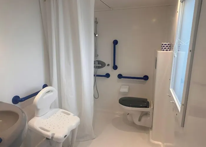 伊迪露营假日公园 迪亚诺马里纳